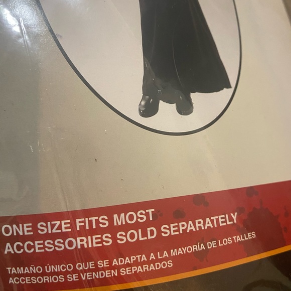 Black Horror Robe - Picture 5 of 5